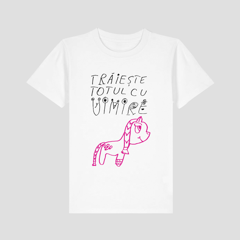 Trăiește totul cu uimire (Live everything in wonder) - white T-shirt for kids